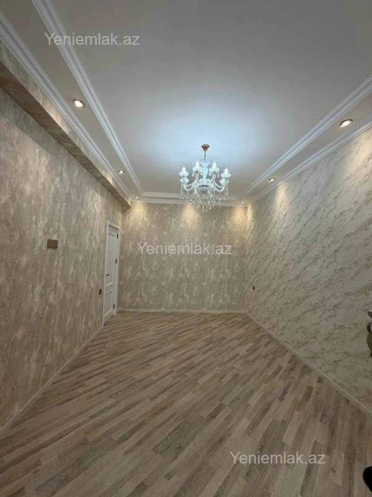 Satılır 2 otaqlı yeni tikili 61 m²