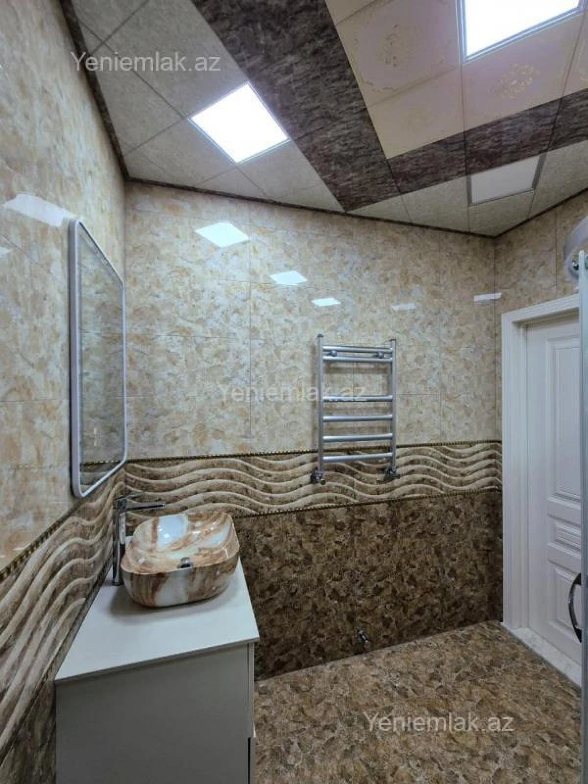 Satılır 3 otaqlı yeni tikili 145 m²