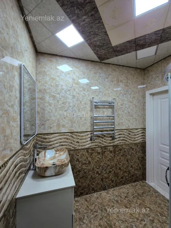 Satılır 3 otaqlı yeni tikili 145 m²