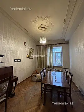 Satılır 3 otaqlı köhnə tikili 58 m²