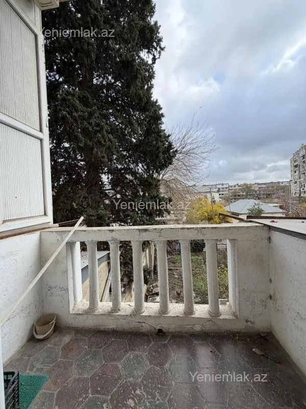 Satılır 3 otaqlı köhnə tikili 58 m²