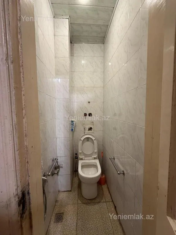 Satılır 3 otaqlı köhnə tikili 58 m²