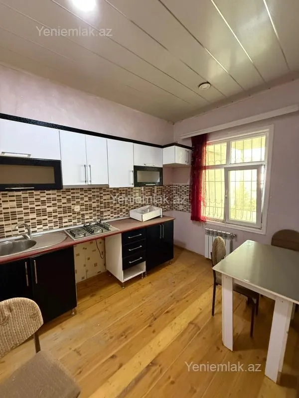 Satılır 5 otaqlı həyət evi 120 m²