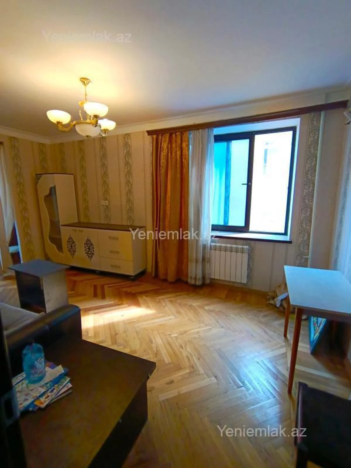 Satılır 2 otaqlı köhnə tikili 50 m²