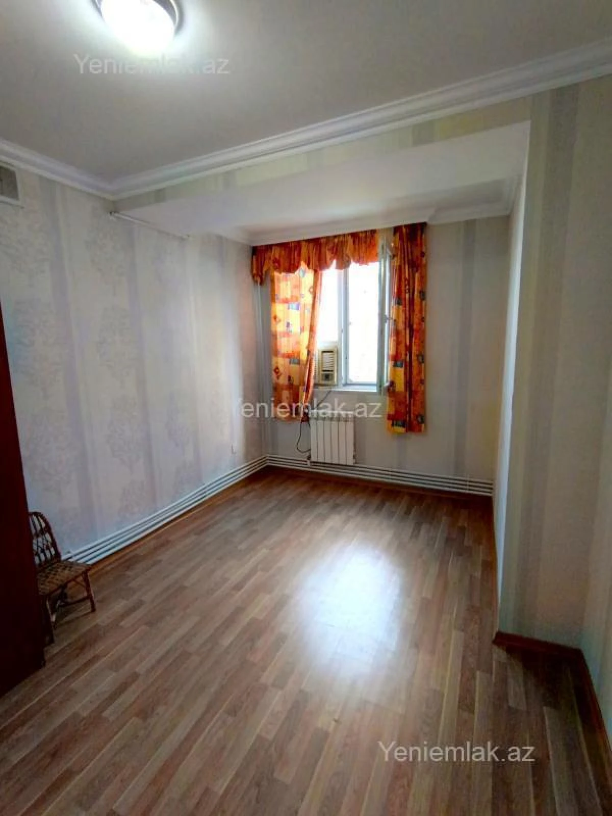 Satılır 2 otaqlı köhnə tikili 50 m²
