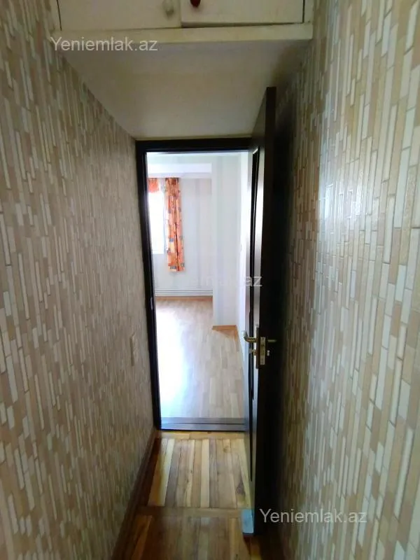 Satılır 2 otaqlı köhnə tikili 50 m²