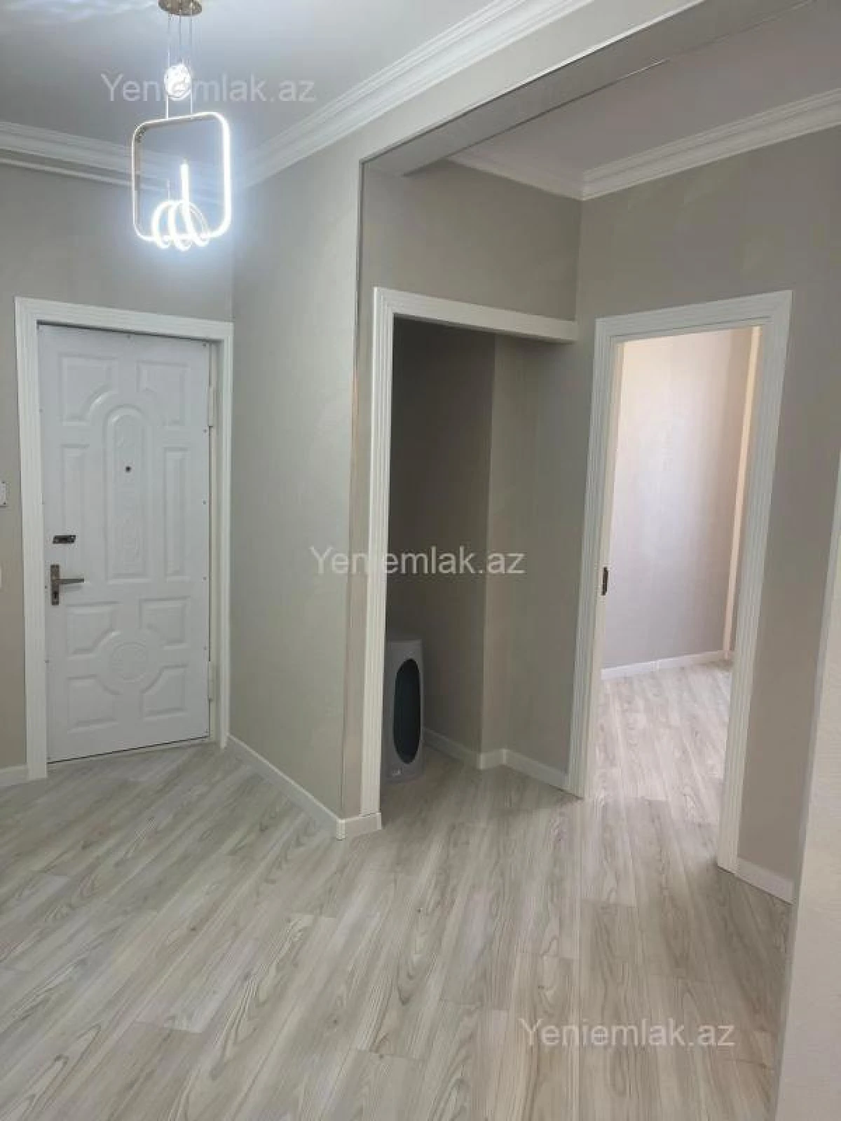 Satılır 3 otaqlı köhnə tikili 85 m²