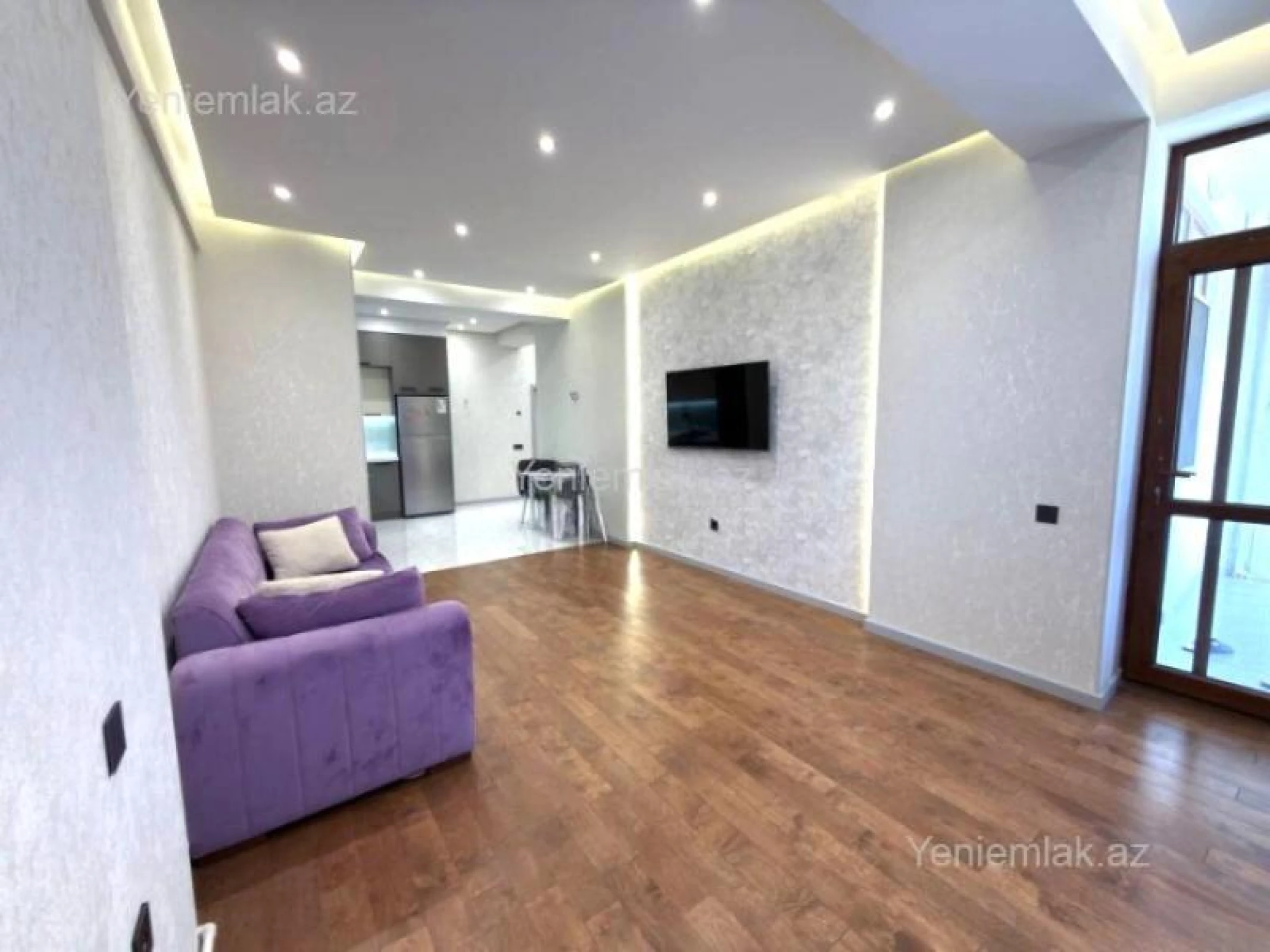 Satılır 3 otaqlı yeni tikili 110 m²