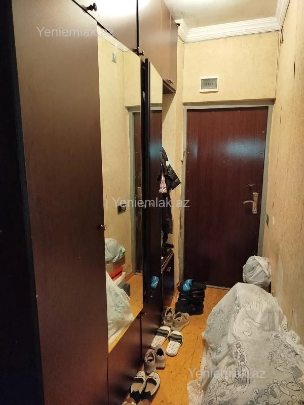 Satılır 2 otaqlı köhnə tikili 45 m²