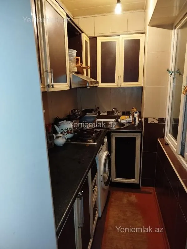 Satılır 2 otaqlı köhnə tikili 45 m²