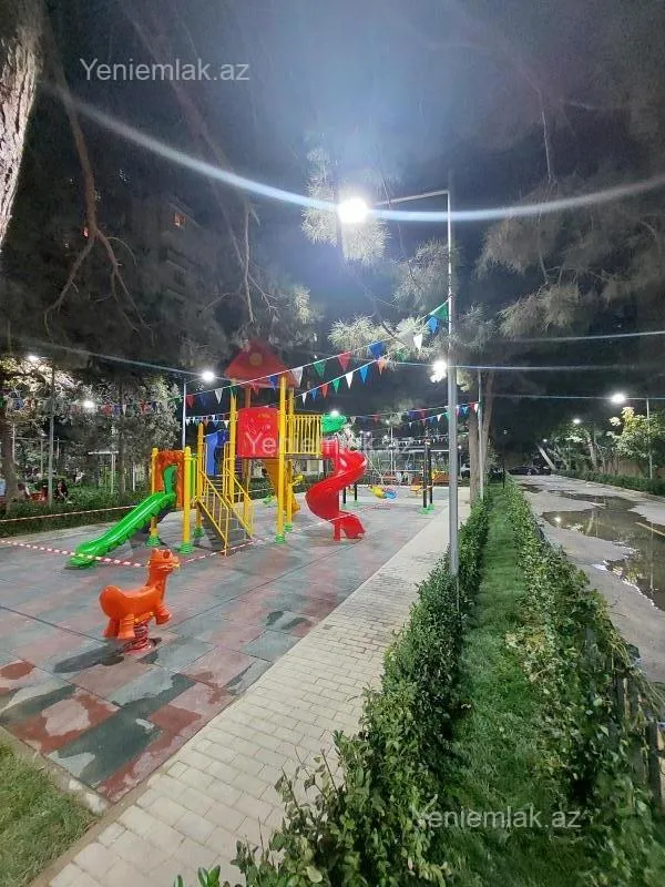 Satılır 3 otaqlı köhnə tikili 55 m²