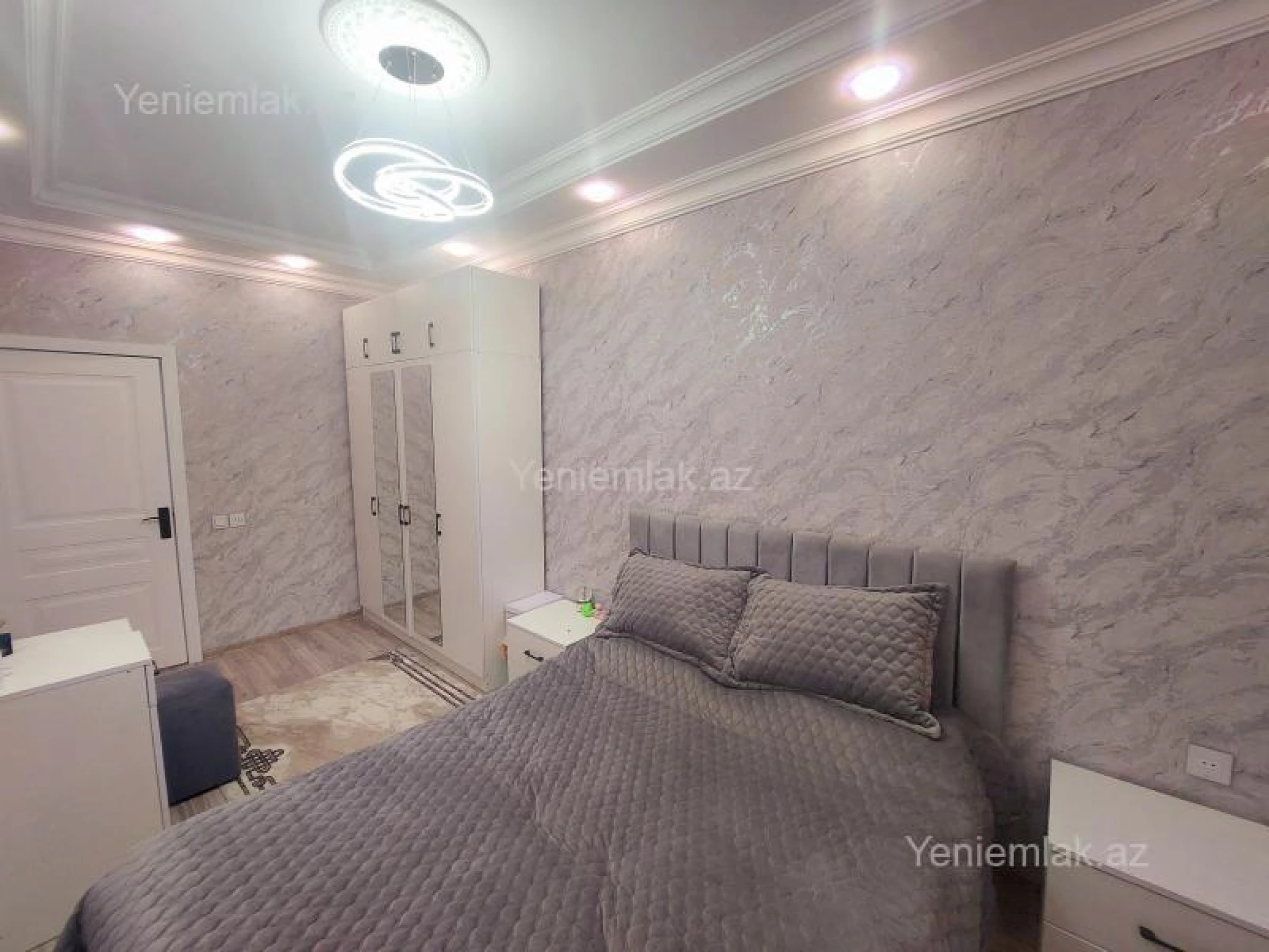 Satılır 3 otaqlı köhnə tikili 55 m²