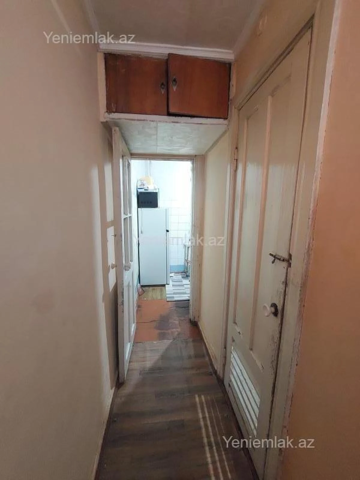 Satılır 2 otaqlı köhnə tikili 55 m²