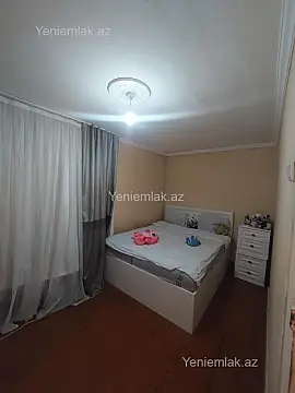 Satılır 2 otaqlı köhnə tikili 55 m²
