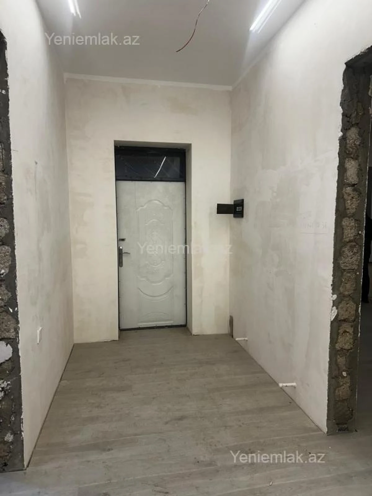 Satılır 4 otaqlı həyət evi 250 m²