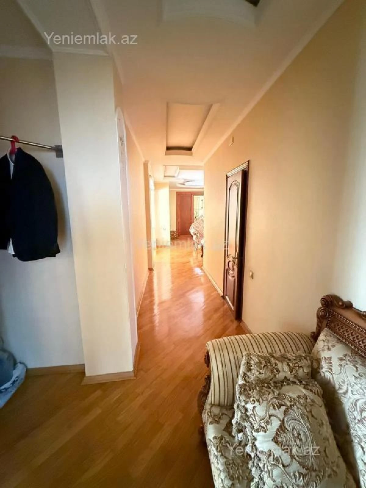 Satılır 4 otaqlı yeni tikili 200 m²