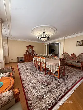 Satılır 4 otaqlı yeni tikili 200 m² — Bakı, Nərimanov 4 otaq 200.00 m²