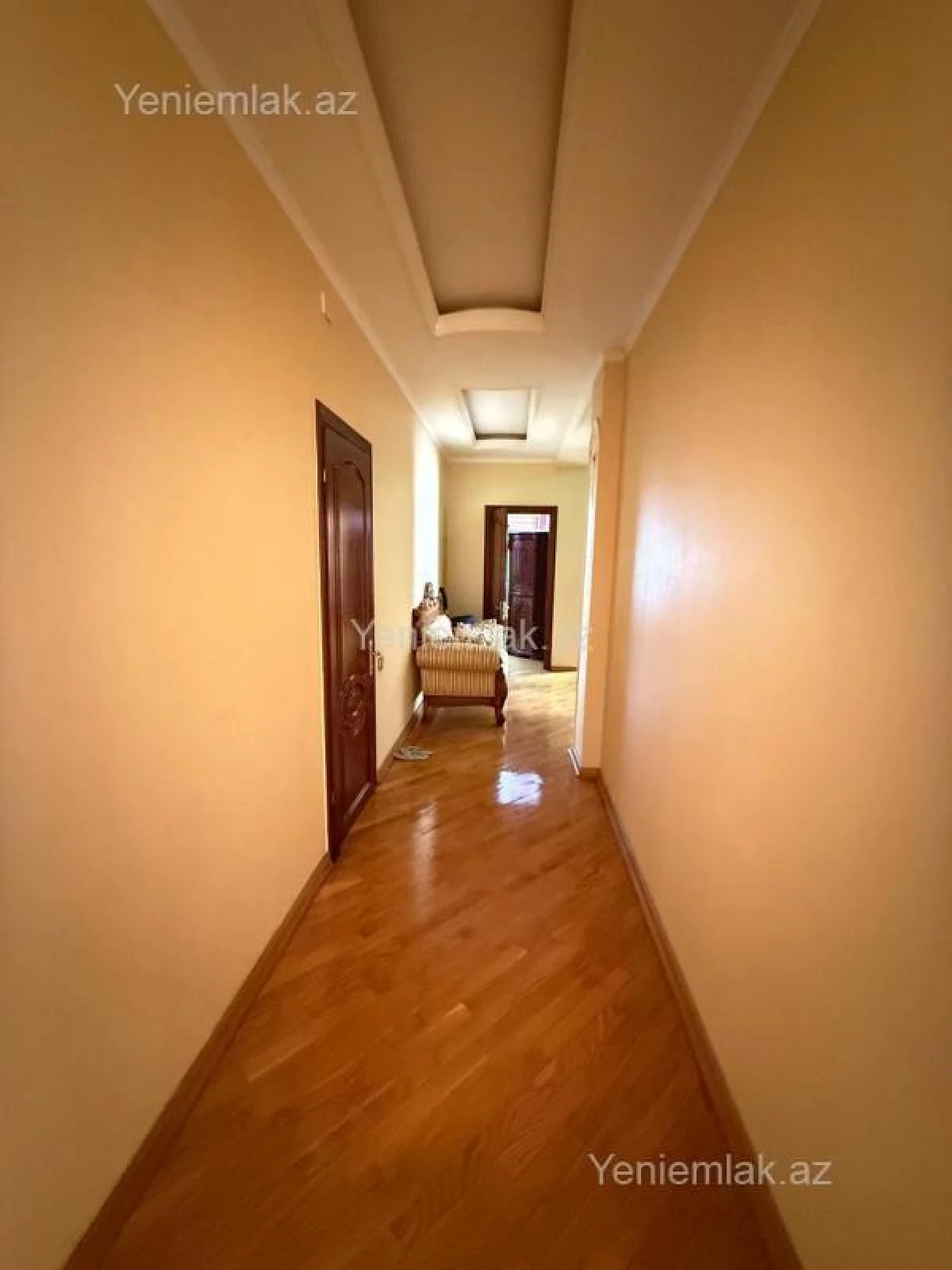 Satılır 4 otaqlı yeni tikili 200 m²