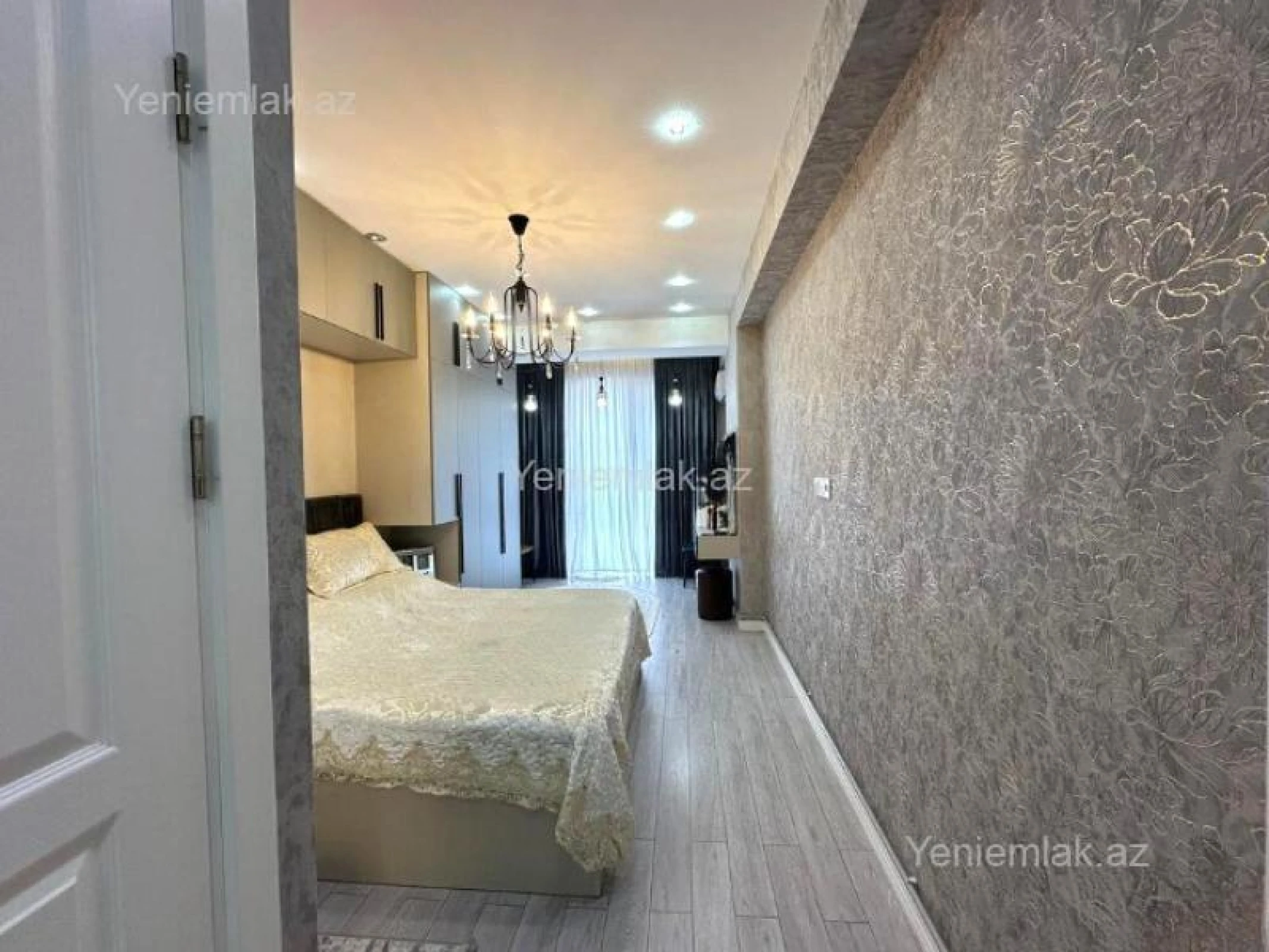 Satılır 4 otaqlı yeni tikili 105 m²