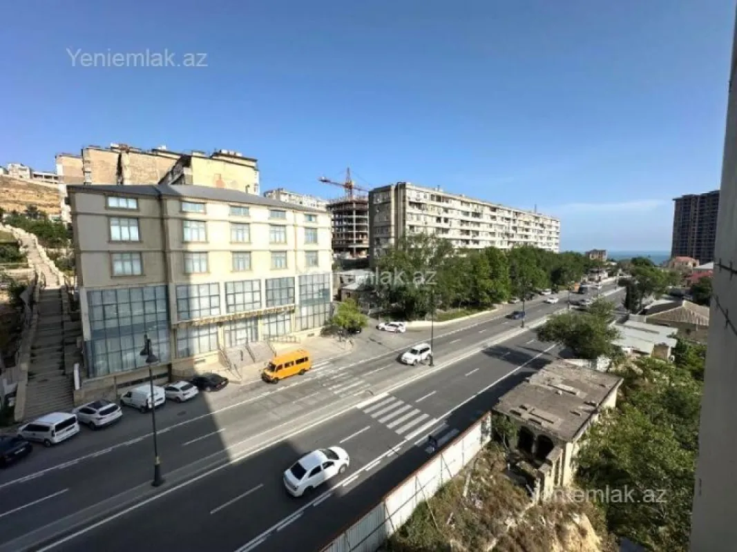 Satılır 4 otaqlı yeni tikili 105 m²