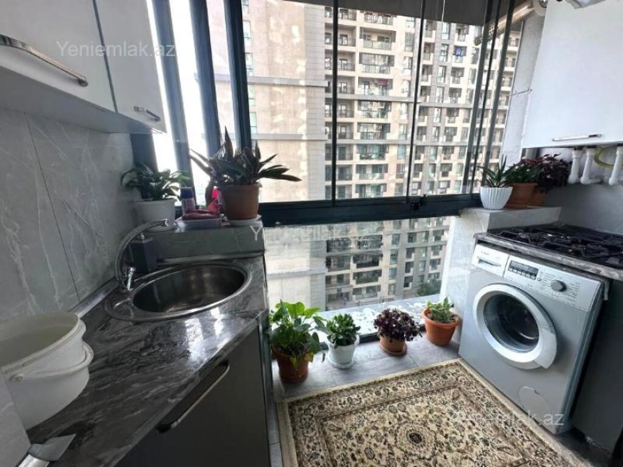 Satılır 4 otaqlı yeni tikili 105 m²