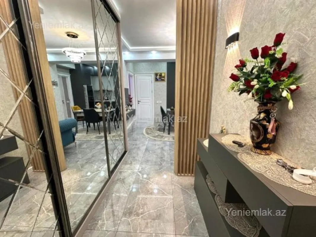 Satılır 4 otaqlı yeni tikili 105 m²