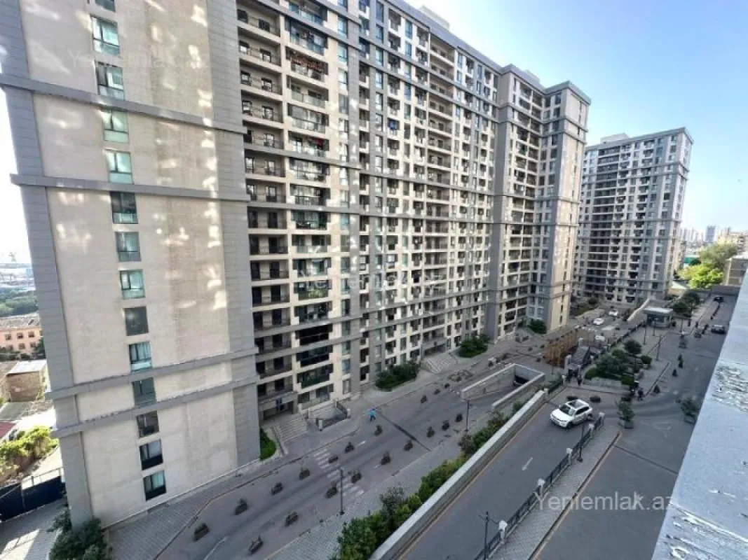 Satılır 4 otaqlı yeni tikili 105 m²