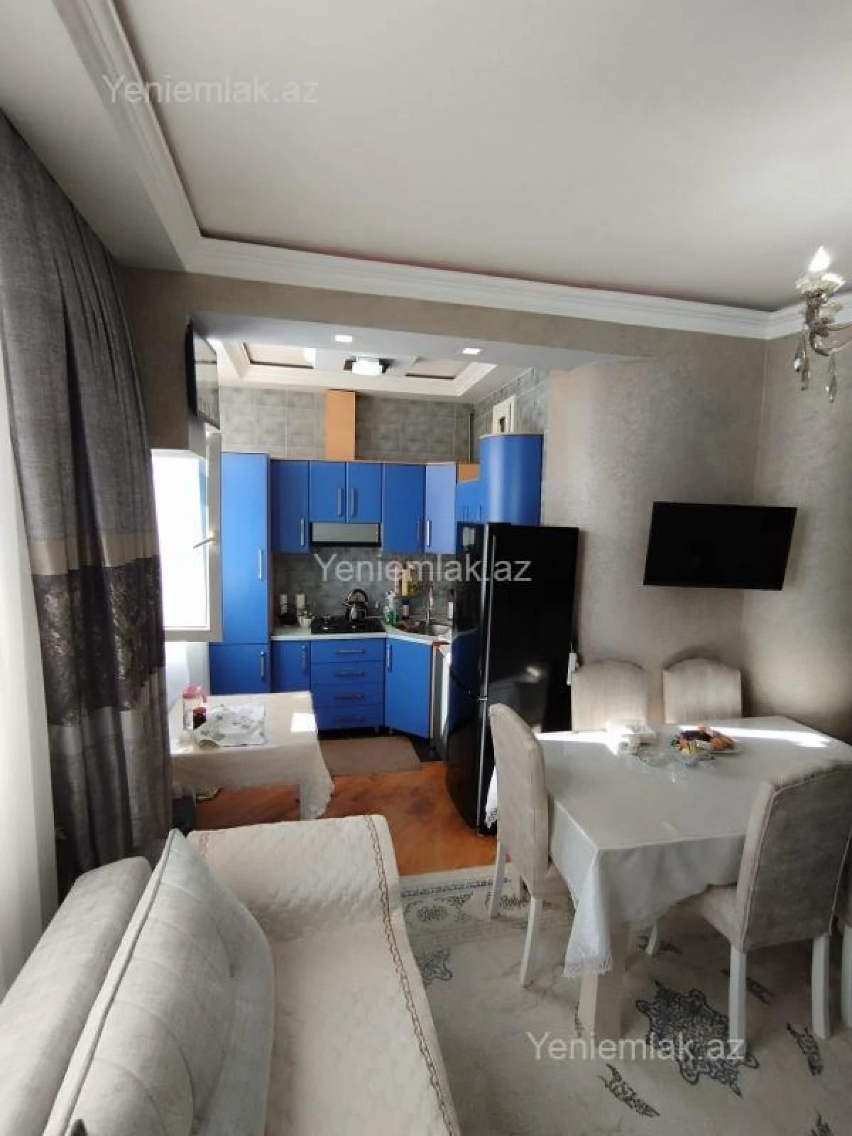 Satılır 2 otaqlı köhnə tikili 60 m²