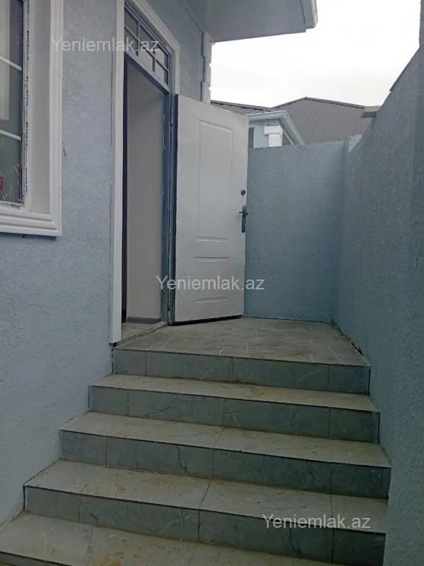 Satılır 1 otaqlı həyət evi 40 m²
