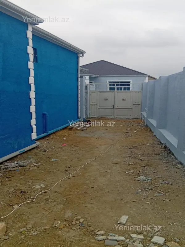 Satılır 1 otaqlı həyət evi 40 m²