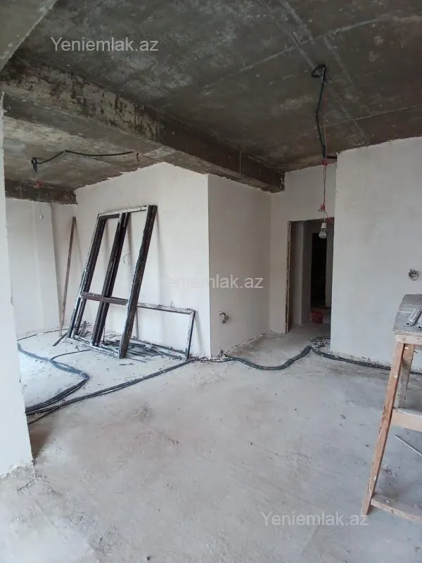 Satılır 2 otaqlı yeni tikili 87 m²