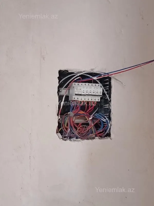 Satılır 2 otaqlı yeni tikili 87 m²