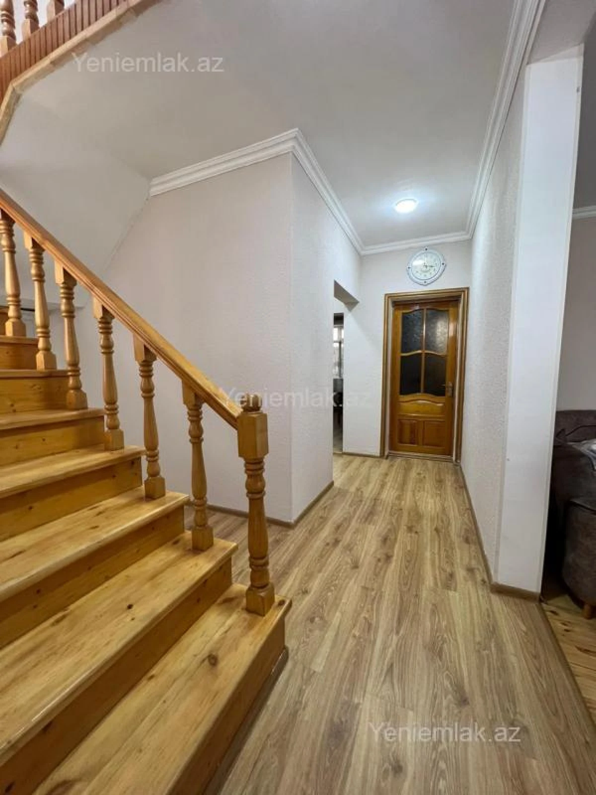 Satılır 6 otaqlı həyət evi 240 m²