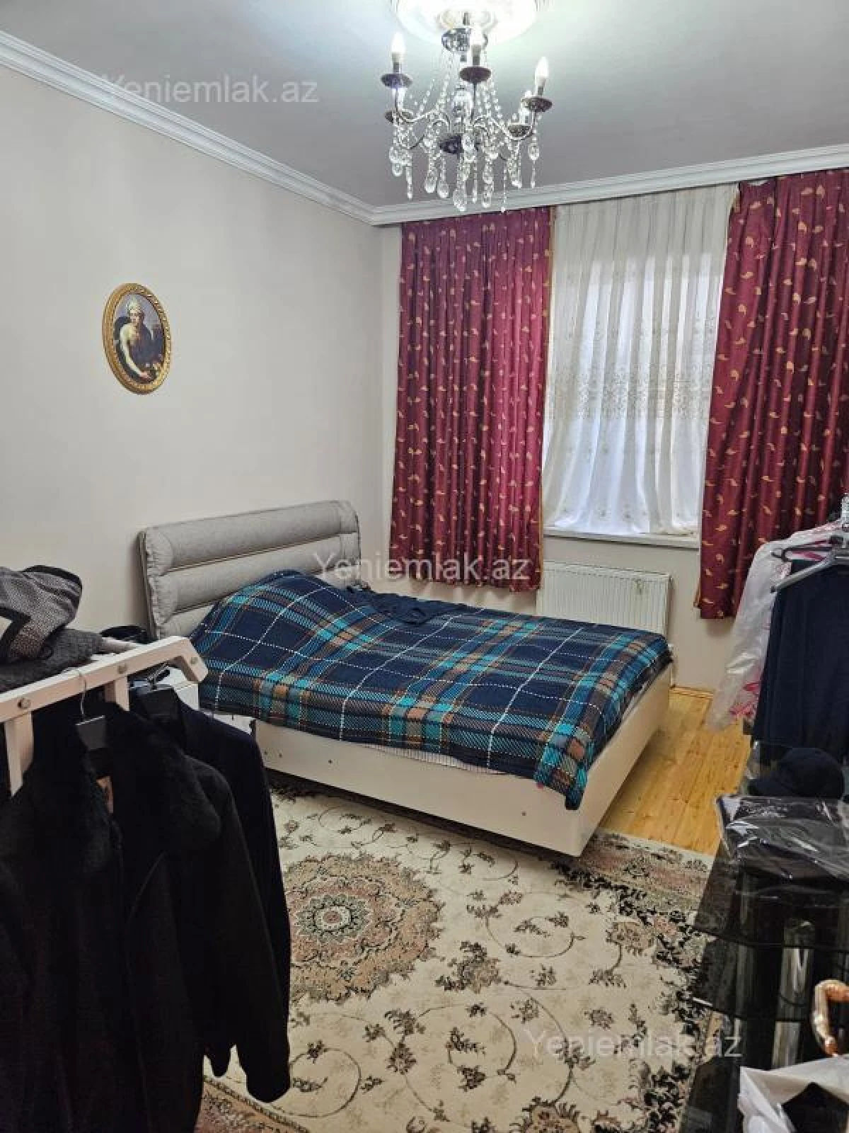 Satılır 6 otaqlı həyət evi 240 m²