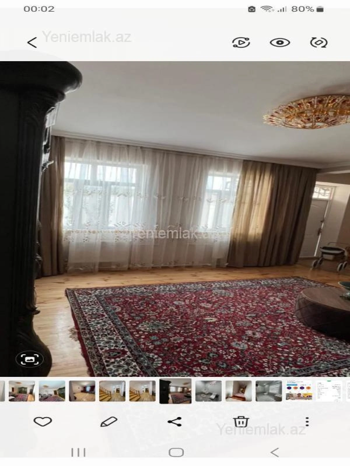 Satılır 6 otaqlı həyət evi 240 m²