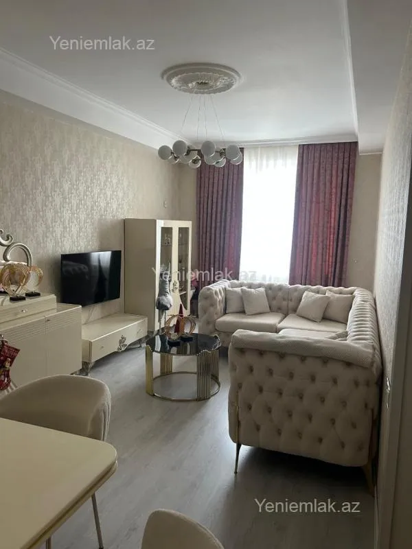 Satılır 3 otaqlı yeni tikili 100 m²