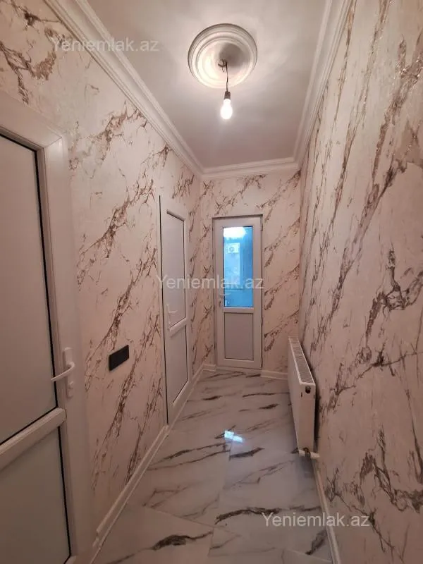 Satılır 3 otaqlı köhnə tikili 70 m²