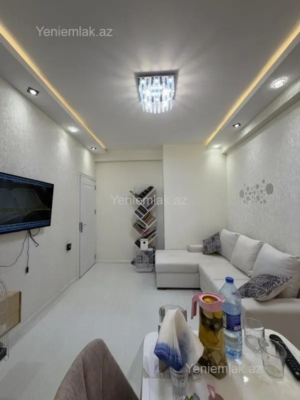 Satılır 2 otaqlı yeni tikili 52 m²