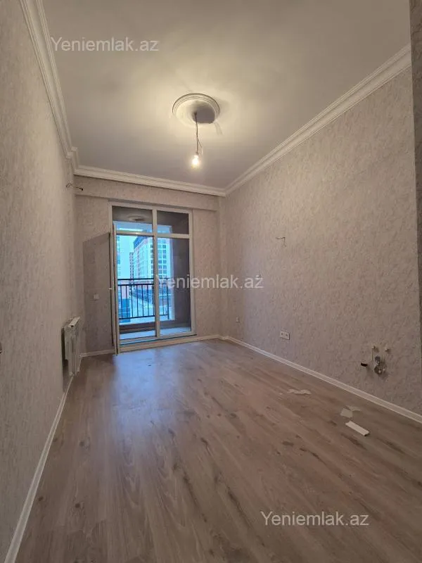 Satılır 2 otaqlı yeni tikili 80 m²