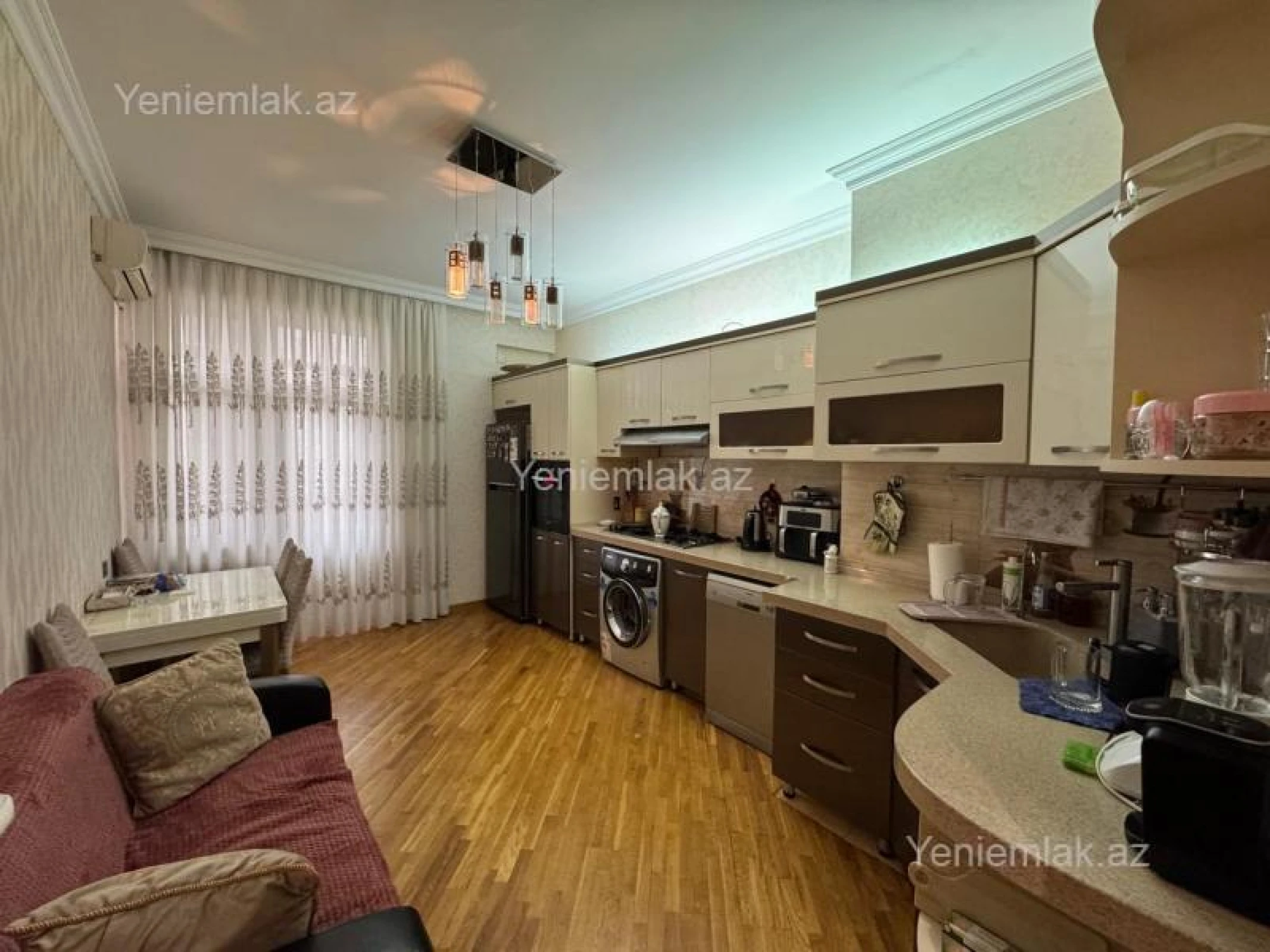 Satılır 4 otaqlı yeni tikili 156 m²