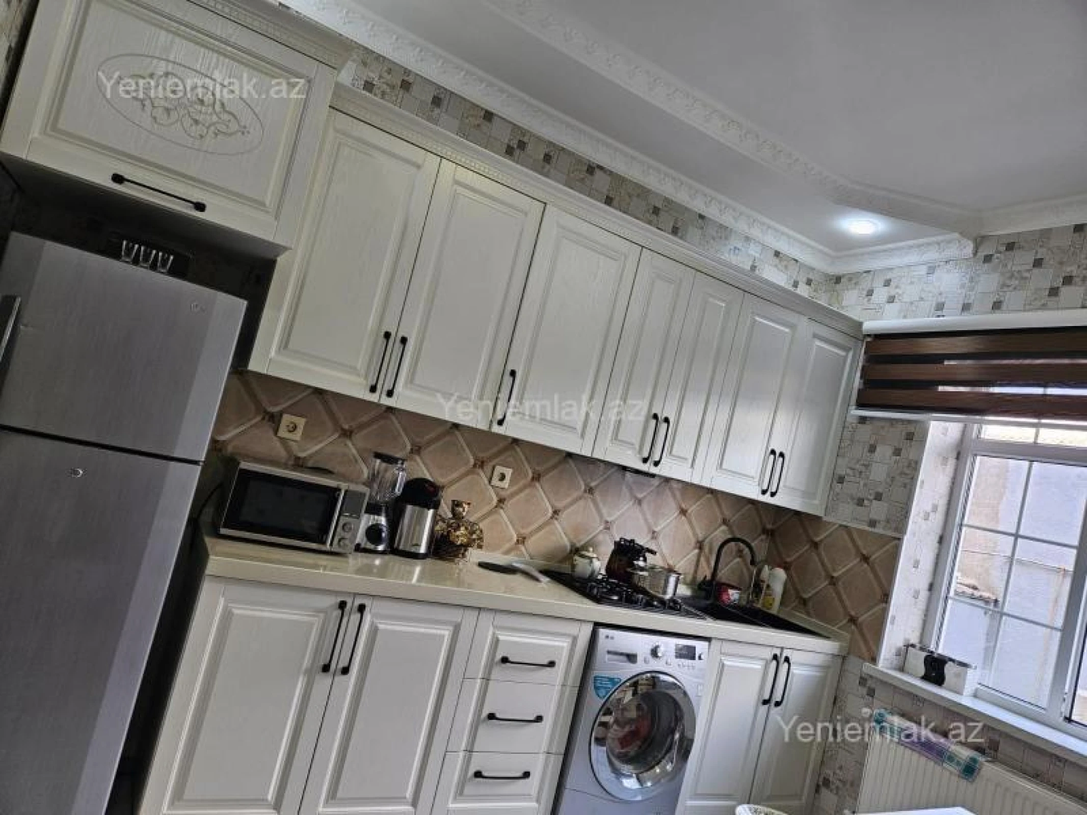 Satılır 4 otaqlı həyət evi 140 m²