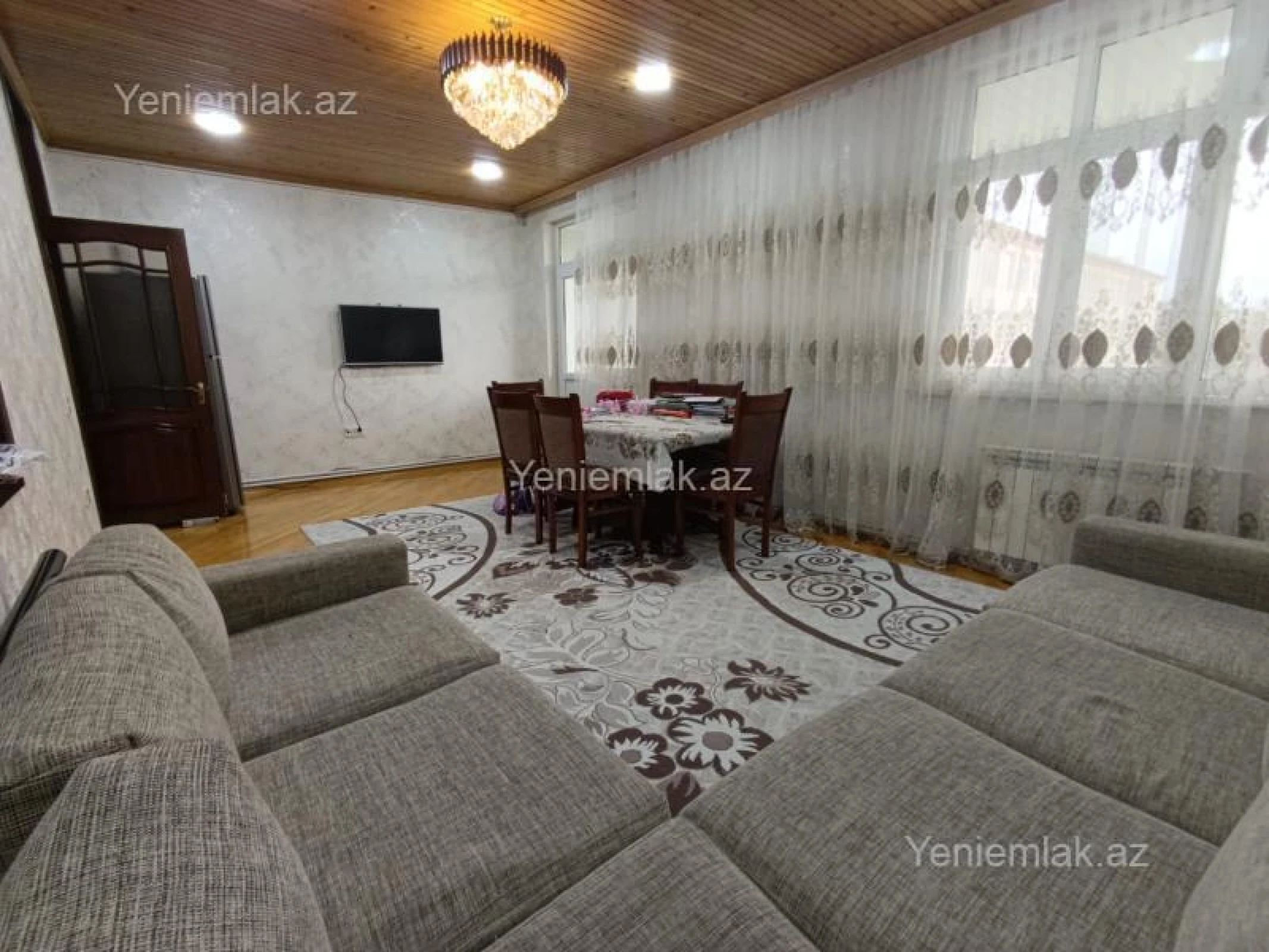 Satılır 3 otaqlı köhnə tikili 100 m²