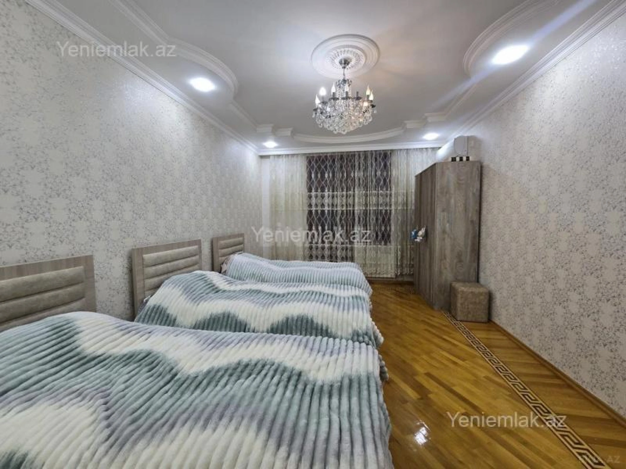 Satılır 3 otaqlı köhnə tikili 100 m²