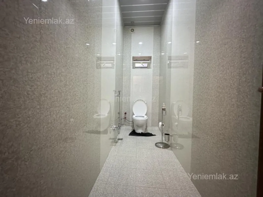 Satılır 5 otaqlı həyət evi 200 m²