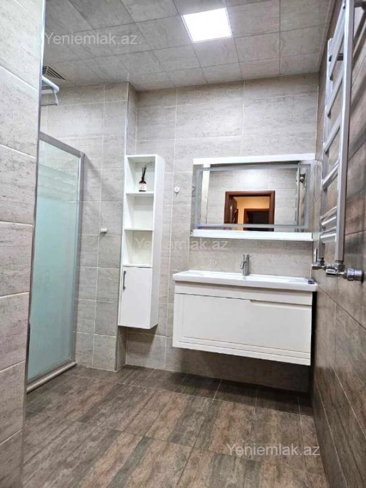 Satılır 2 otaqlı yeni tikili 100 m²