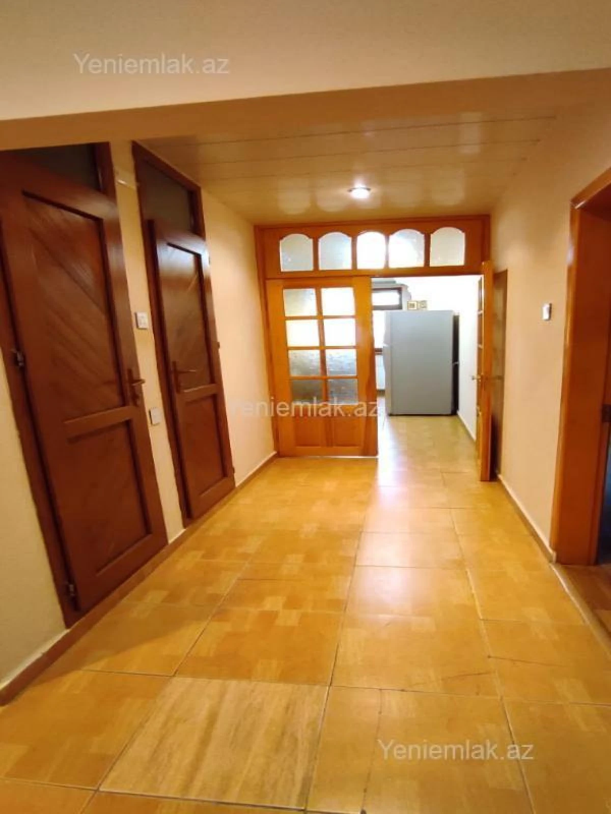 Satılır 4 otaqlı köhnə tikili 92 m²