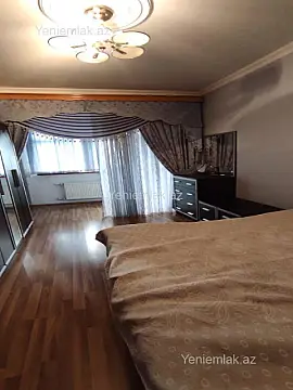 Satılır 4 otaqlı köhnə tikili 92 m²