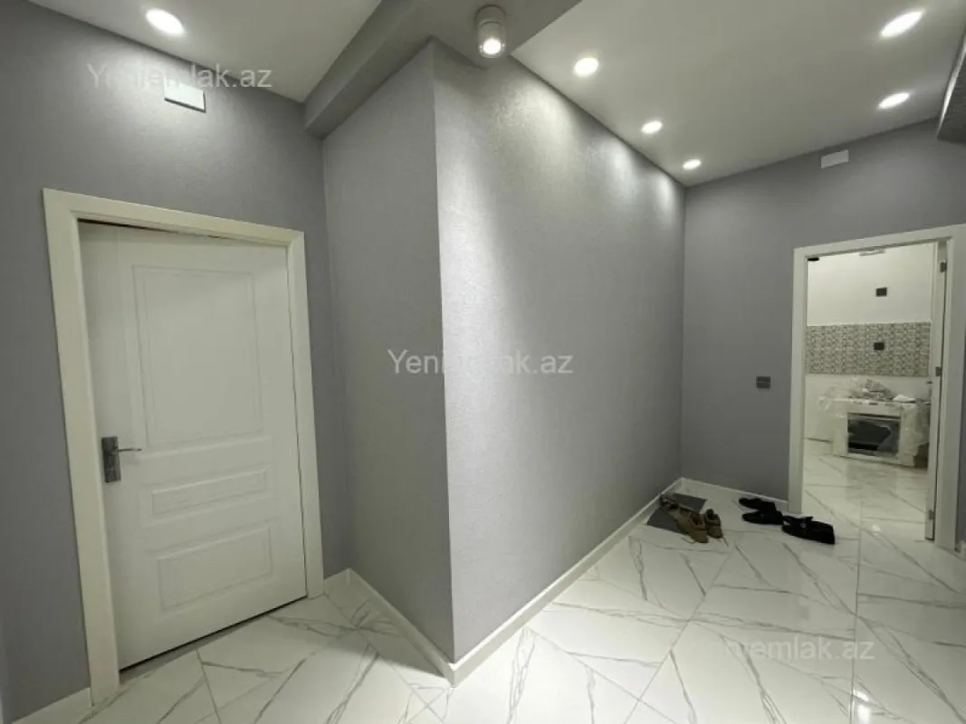 Satılır 3 otaqlı yeni tikili 60 m²
