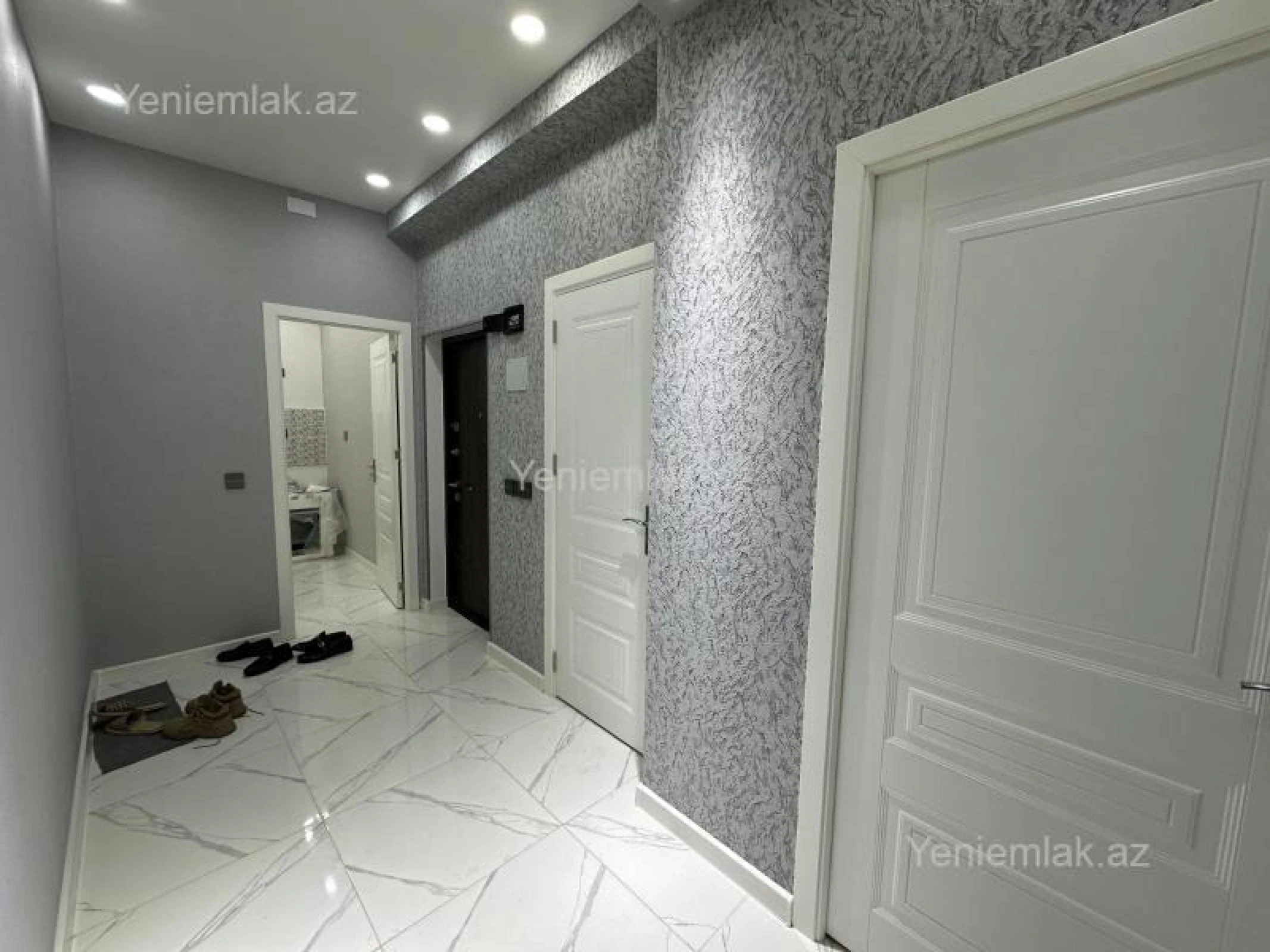 Satılır 3 otaqlı yeni tikili 60 m²