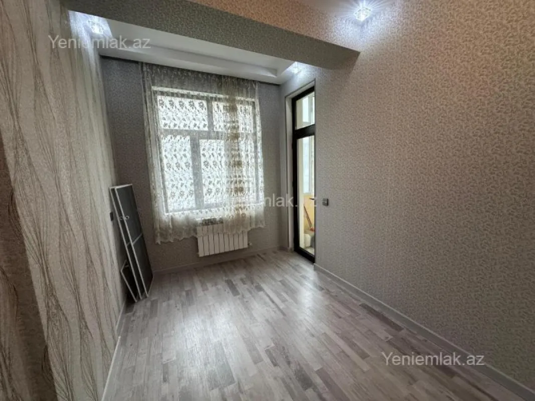 Satılır 3 otaqlı yeni tikili 60 m²